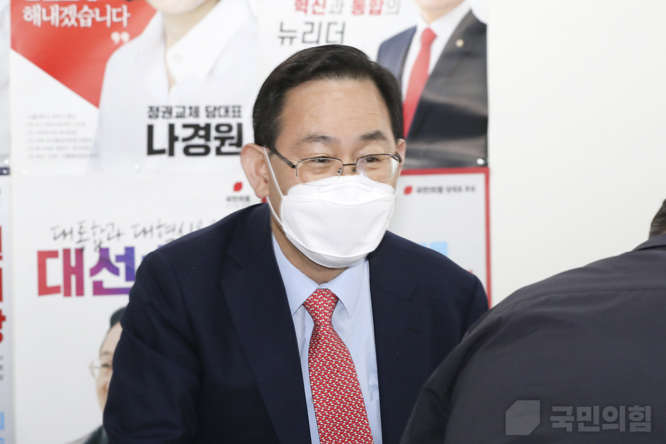 제목 노출 영역입니다 이미지
