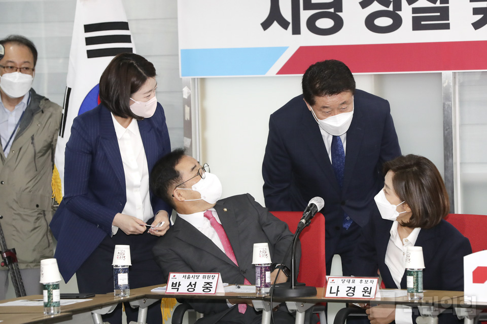 제목 노출 영역입니다 이미지