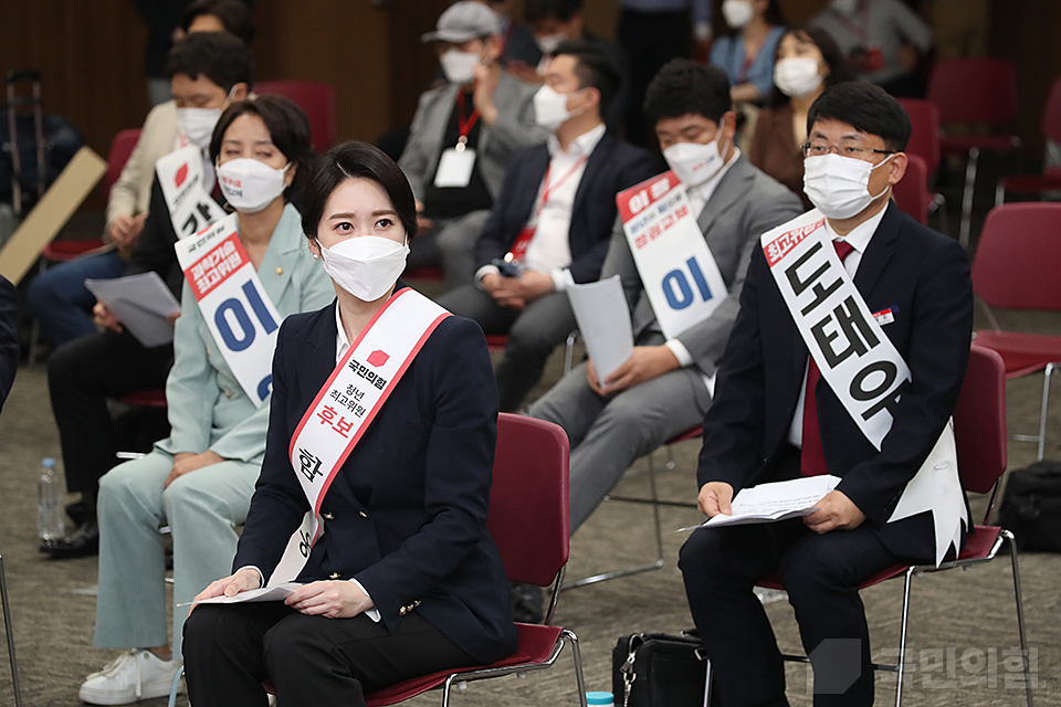 제목 노출 영역입니다 이미지