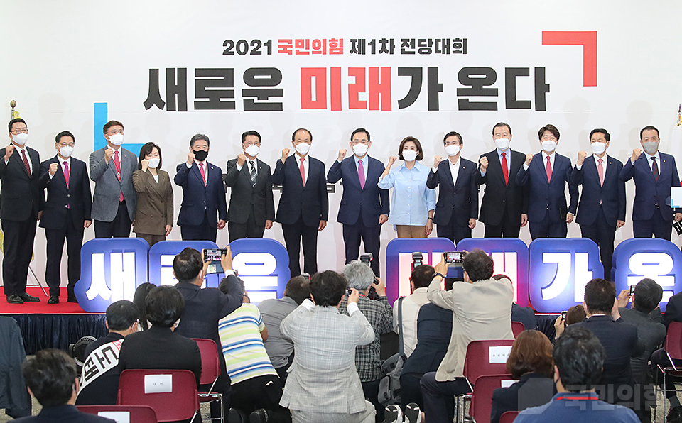 제목 노출 영역입니다 이미지