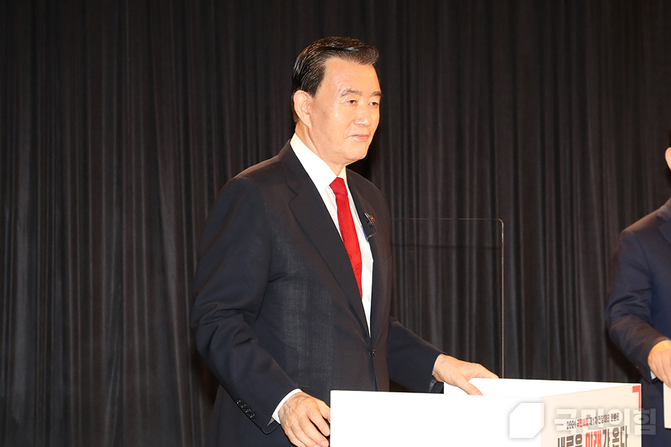 제목 노출 영역입니다 이미지