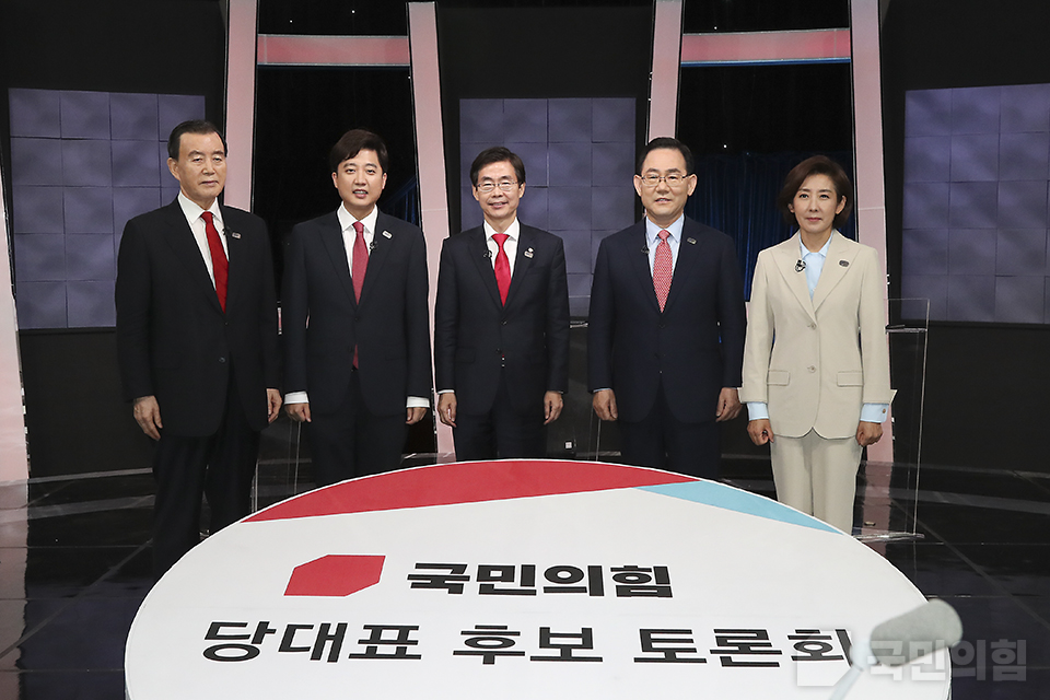제목 노출 영역입니다 이미지