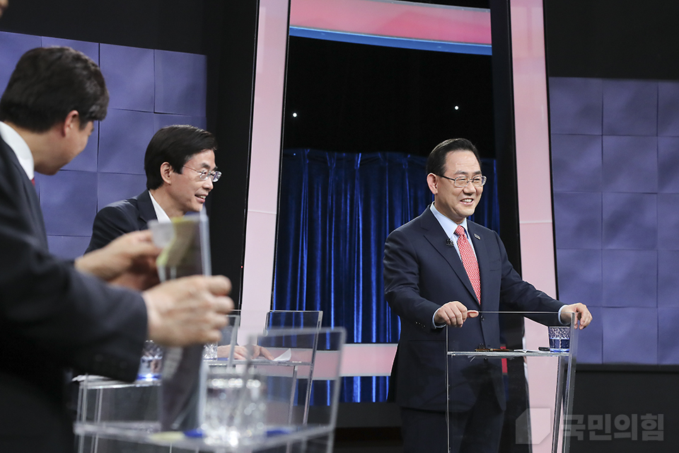제목 노출 영역입니다 이미지