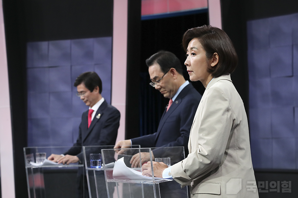 제목 노출 영역입니다 이미지