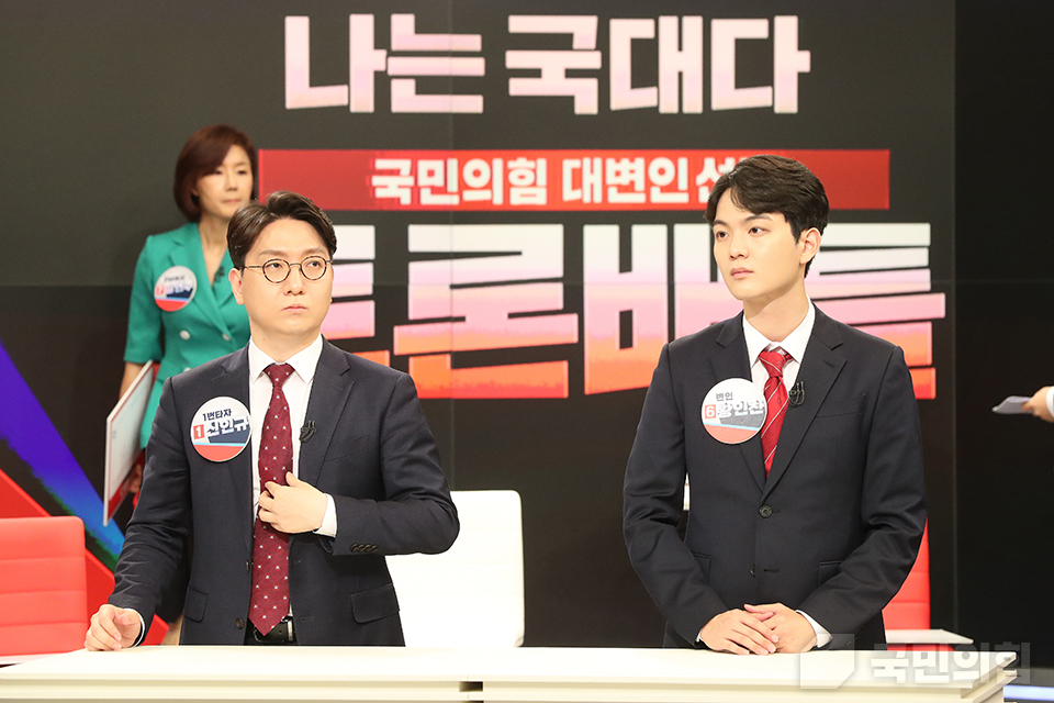 제목 노출 영역입니다 이미지