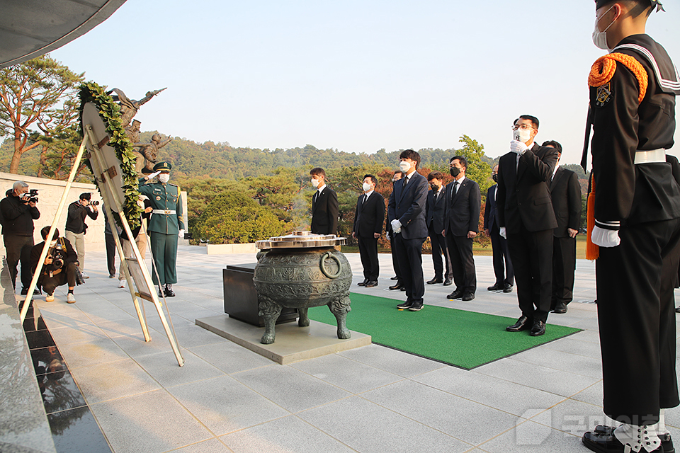 제목 노출 영역입니다 이미지