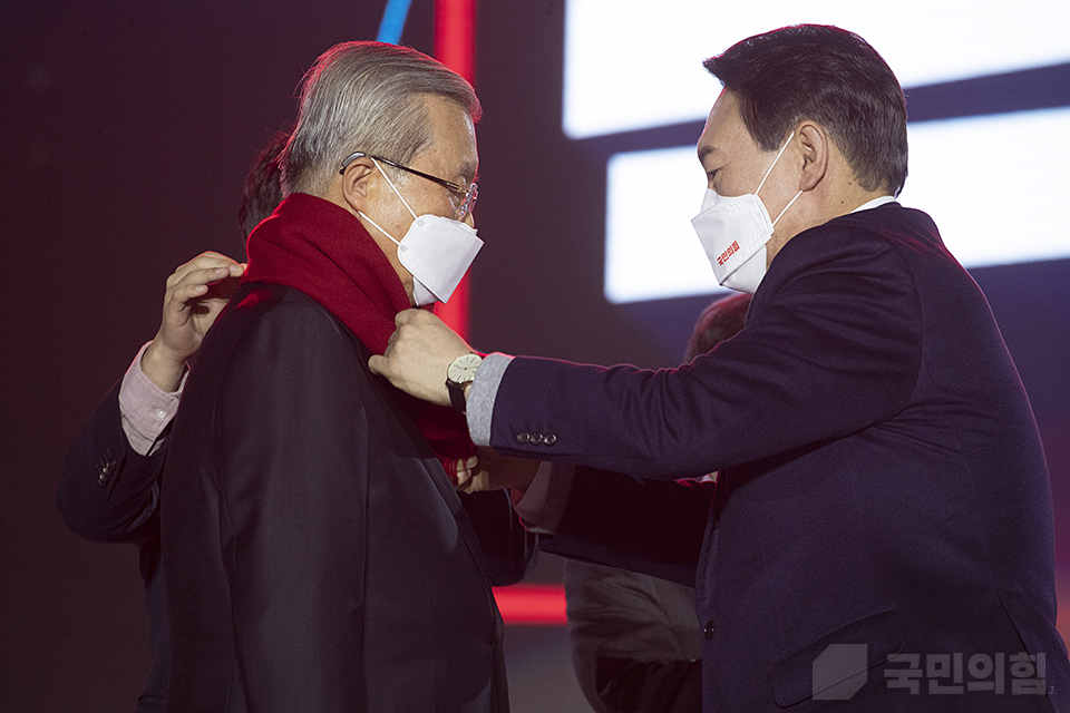 제목 노출 영역입니다 이미지