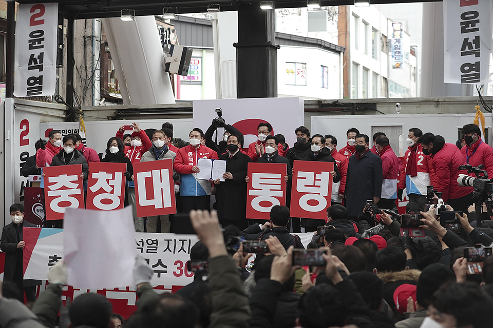 제목 노출 영역입니다 이미지