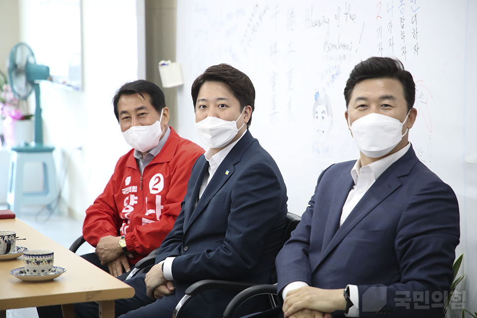 제목 노출 영역입니다 이미지