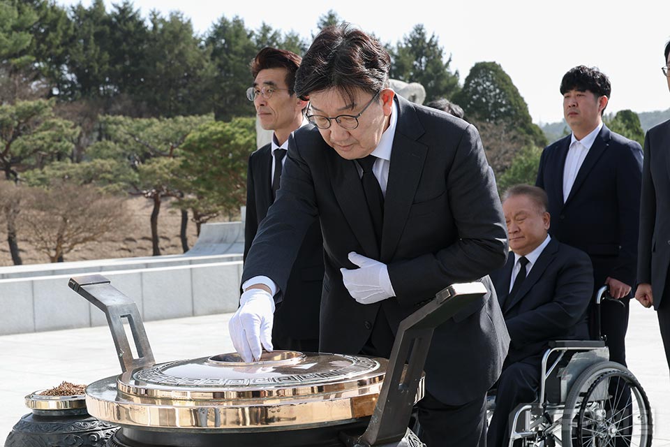 천안함 46용사 15주기 국립대전현충원 참배