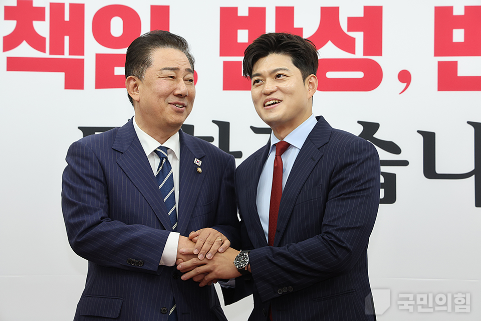 김용태 비상대책위원장, 더불어민주당 김병기 당대표 직무대행 겸 원내대표 접견