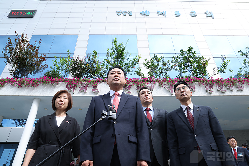 장동혁 당 대표, 세계로교회 예배