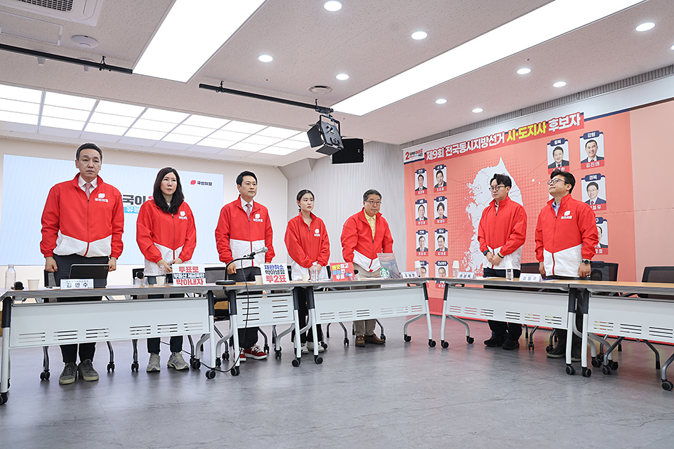 제목 노출 영역입니다 이미지