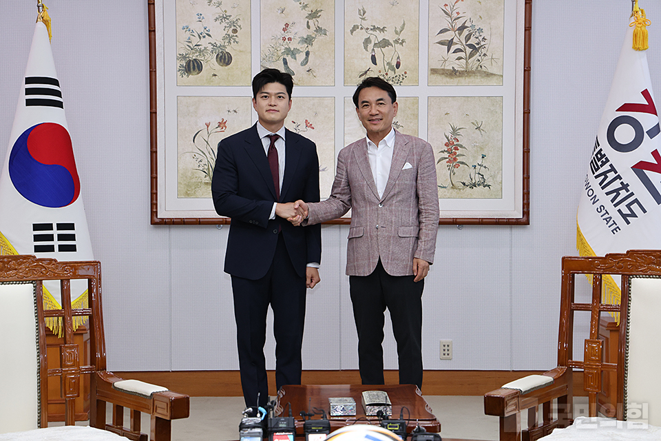 김용태 비상대책위원장, 김진태 강원특별자치도지사 예방