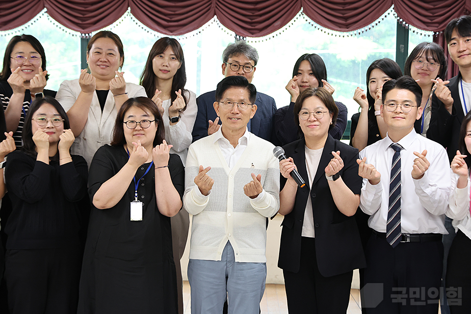 “무한돌봄에 진심, 김문수” 사회복지사와의 만남