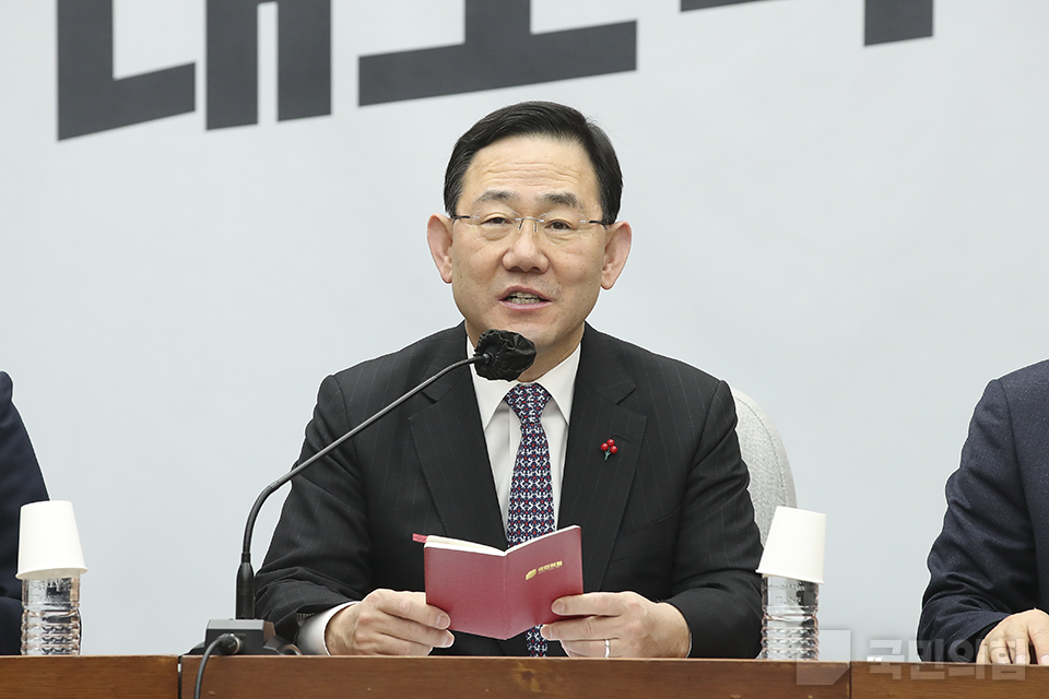 제목 노출 영역입니다 이미지