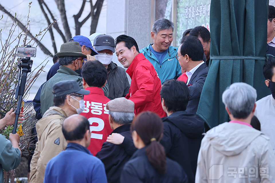제목 노출 영역입니다 이미지