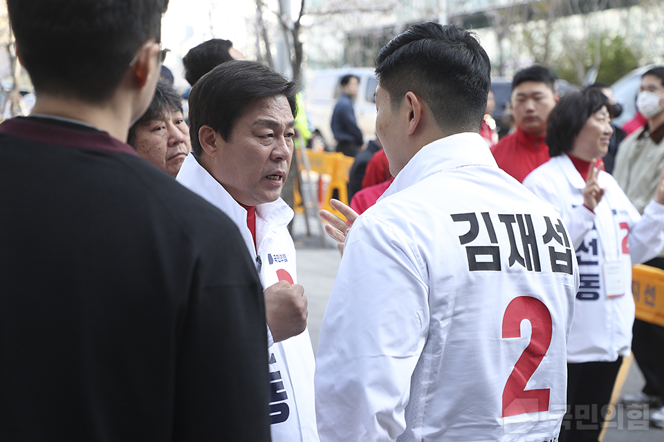 제목 노출 영역입니다 이미지