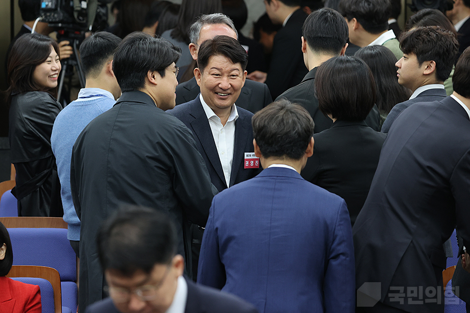 제목 노출 영역입니다 이미지