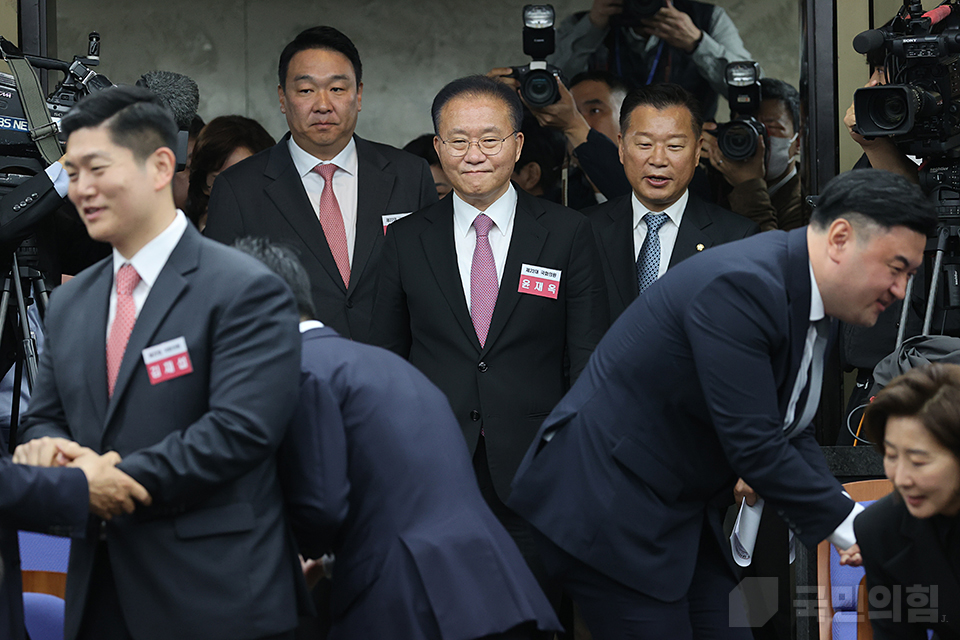 제목 노출 영역입니다 이미지