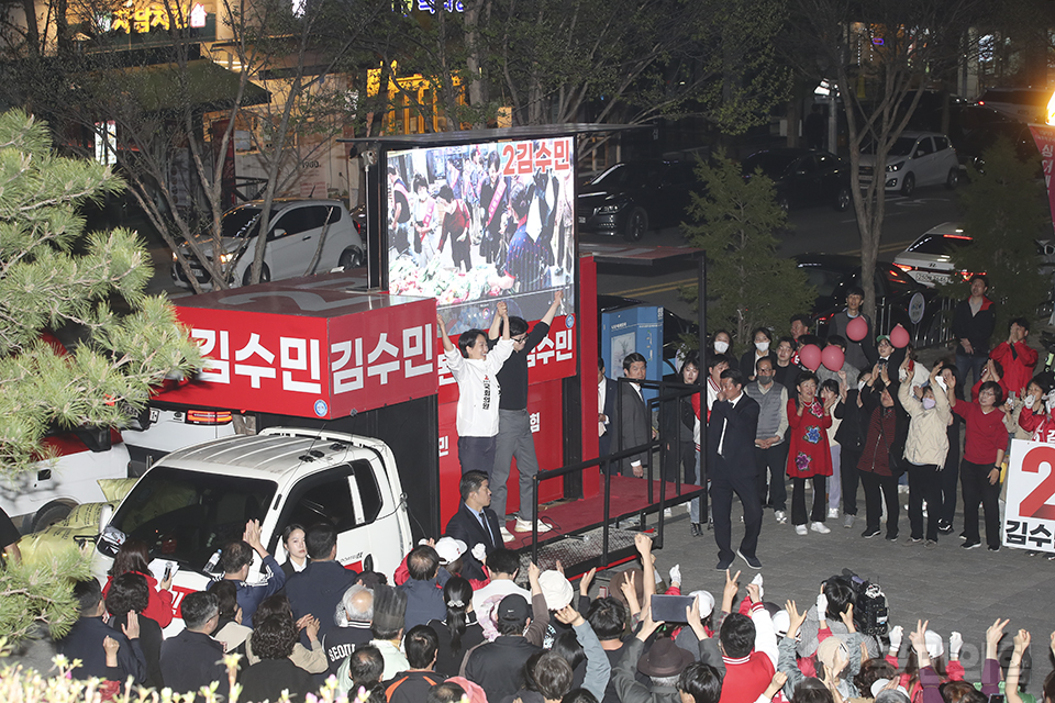 제목 노출 영역입니다 이미지