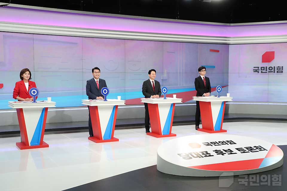 제목 노출 영역입니다 이미지
