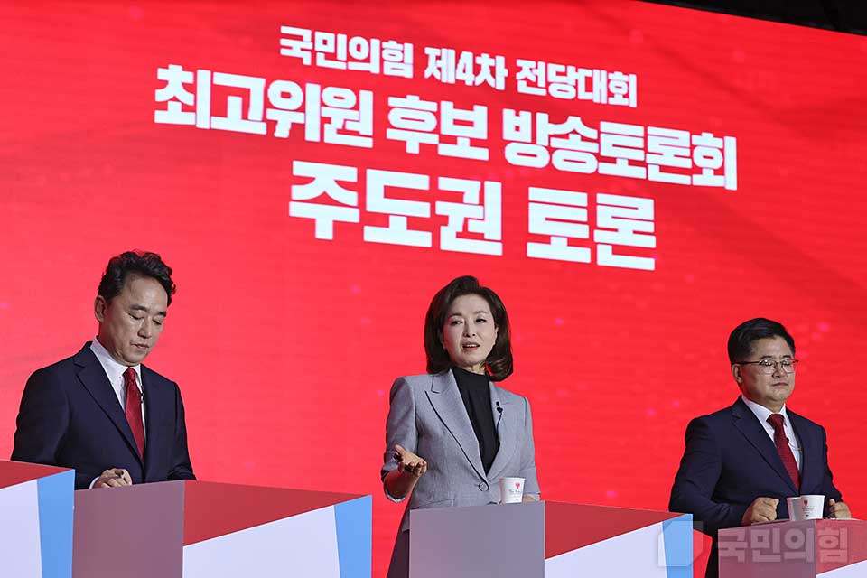 제목 노출 영역입니다 이미지
