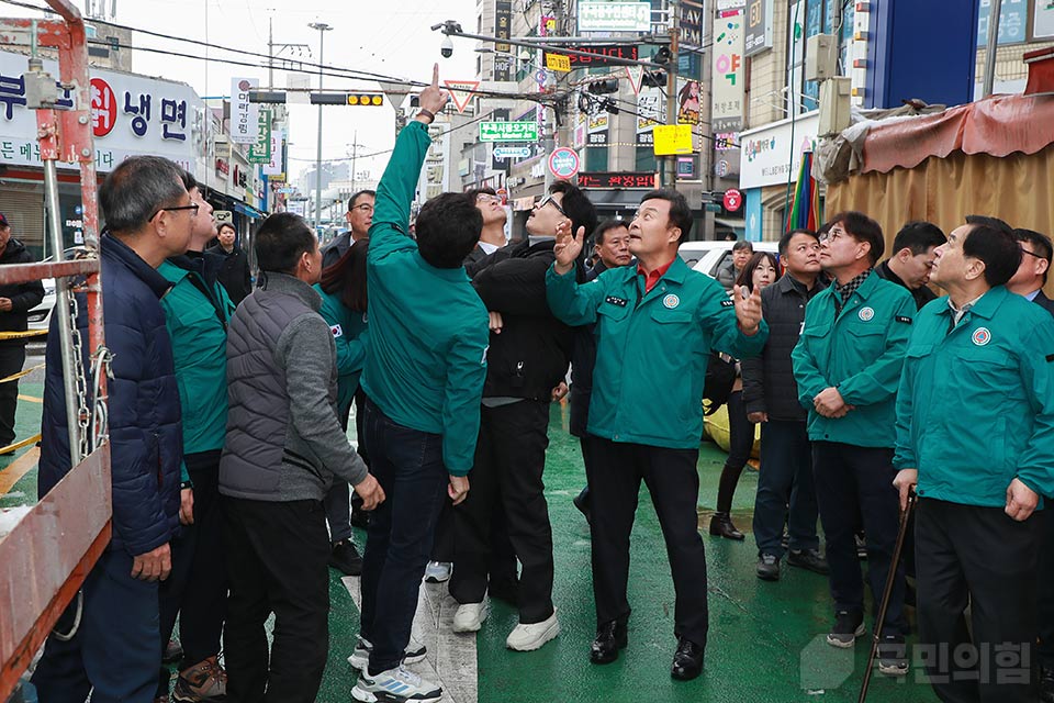 제목 노출 영역입니다 이미지