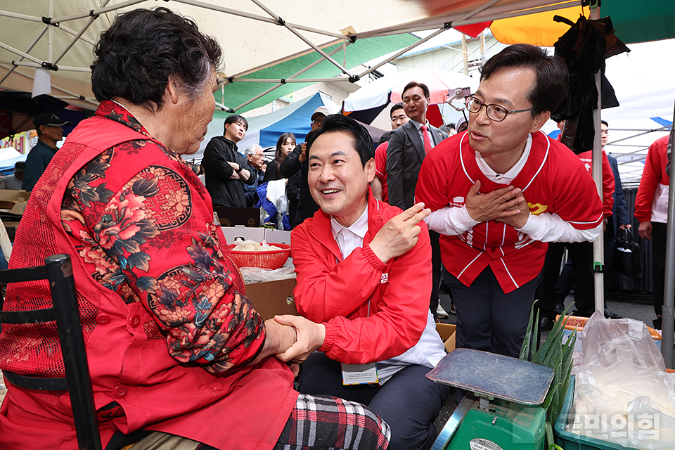 제목 노출 영역입니다 이미지