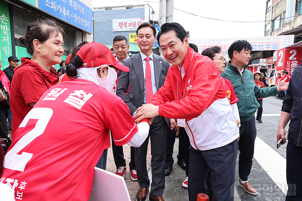 제목 노출 영역입니다 이미지