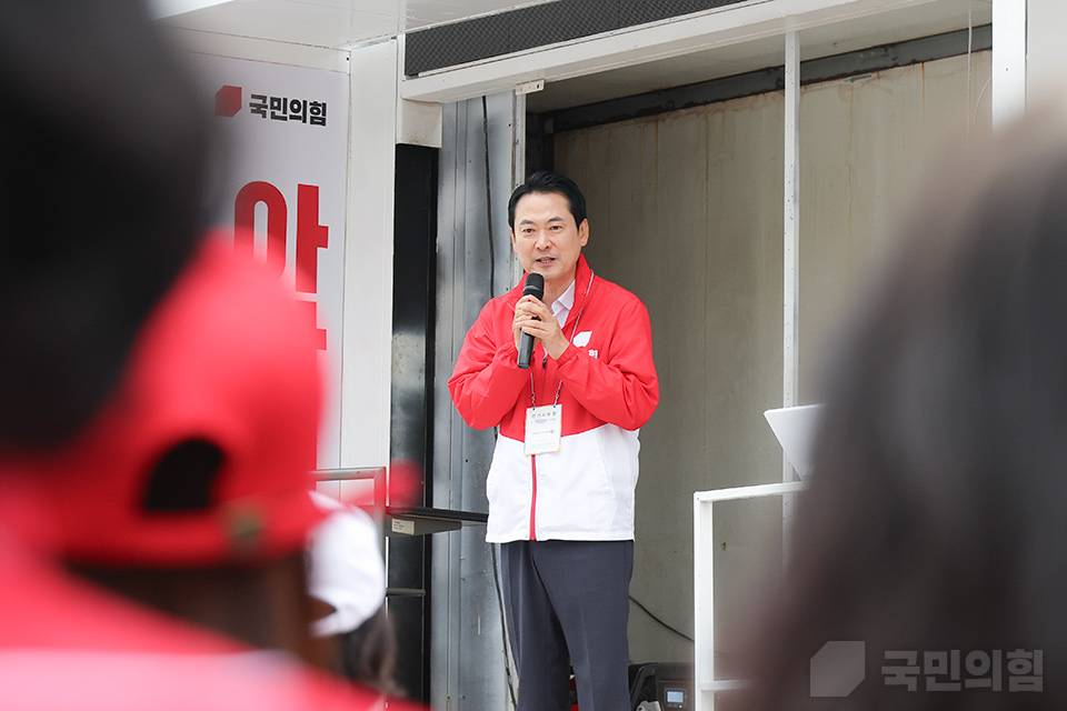 제목 노출 영역입니다 이미지