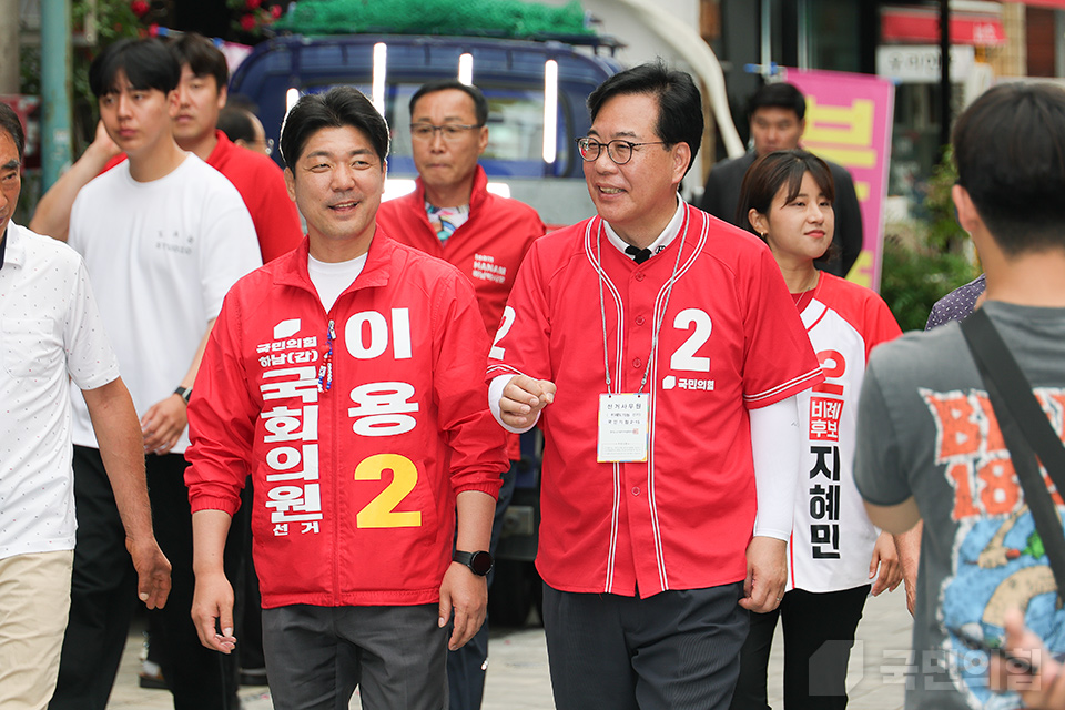제목 노출 영역입니다 이미지
