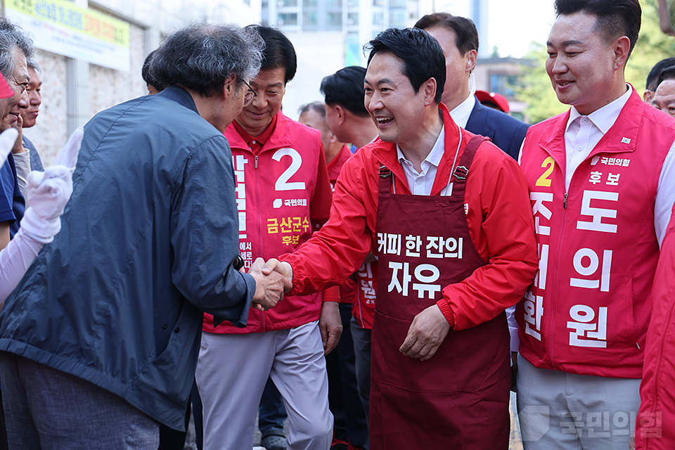 제목 노출 영역입니다 이미지