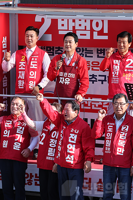 제목 노출 영역입니다 이미지
