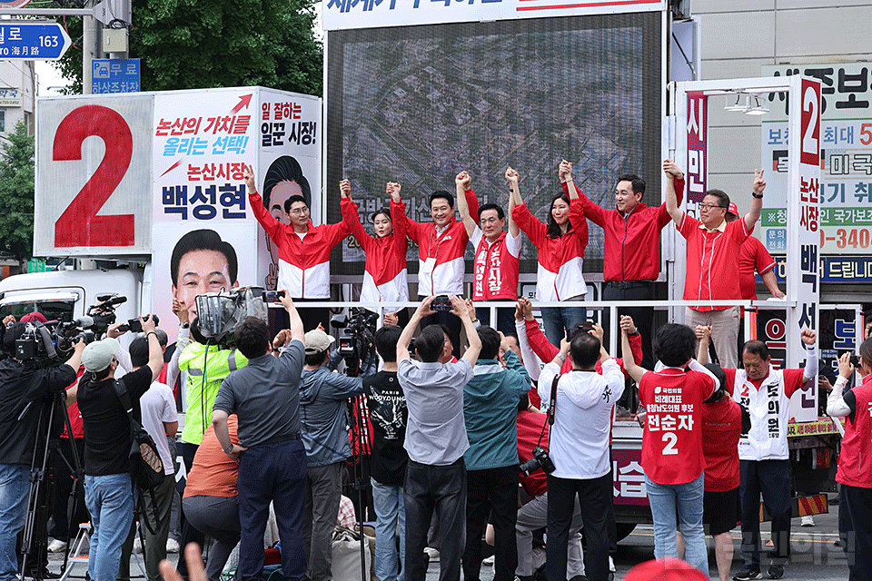 제목 노출 영역입니다 이미지