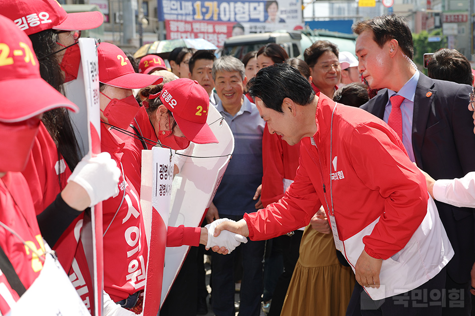 제목 노출 영역입니다 이미지