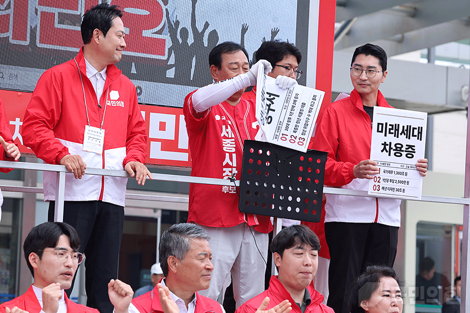 제목 노출 영역입니다 이미지