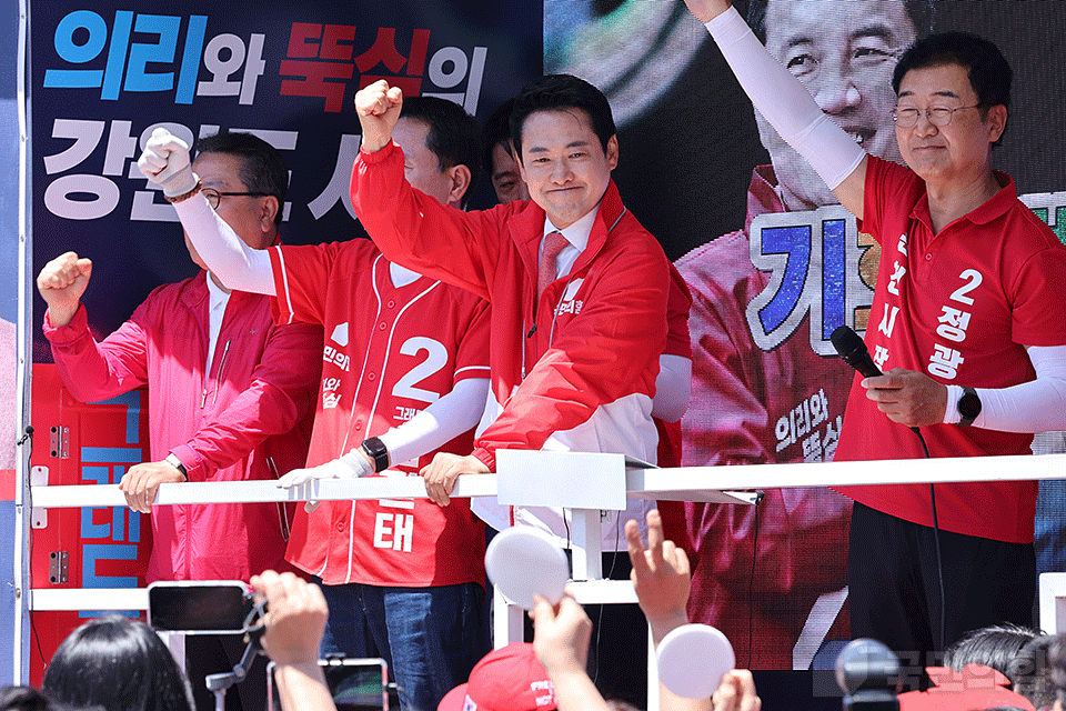 제목 노출 영역입니다 이미지