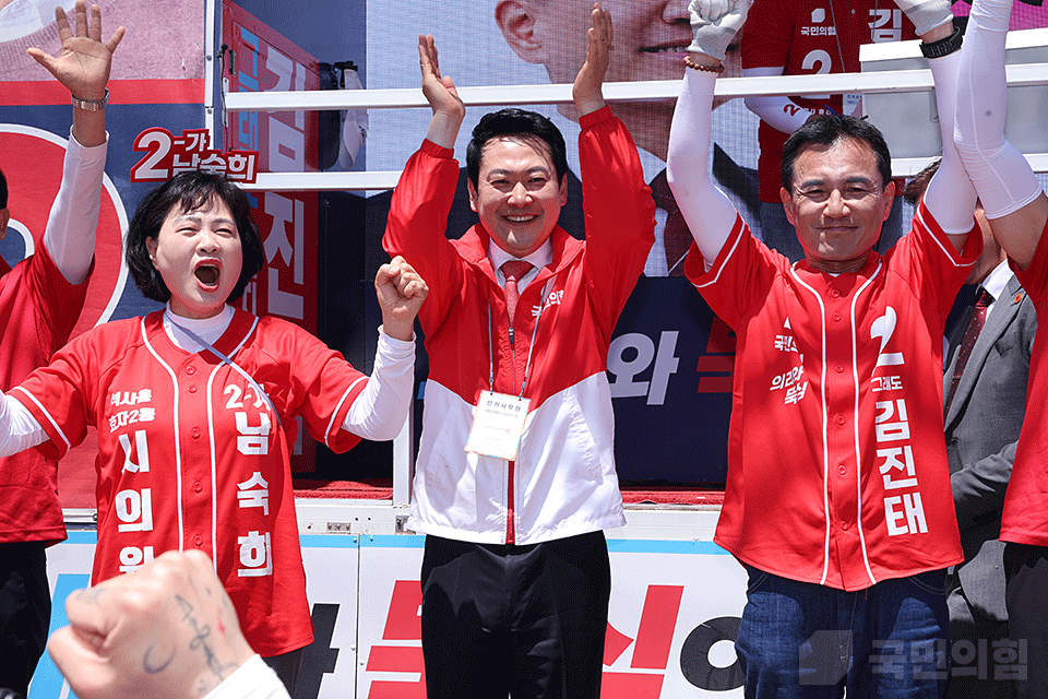 제목 노출 영역입니다 이미지