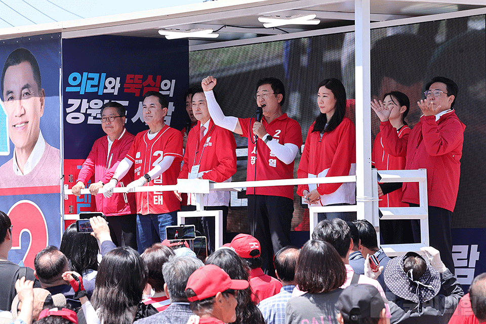 제목 노출 영역입니다 이미지