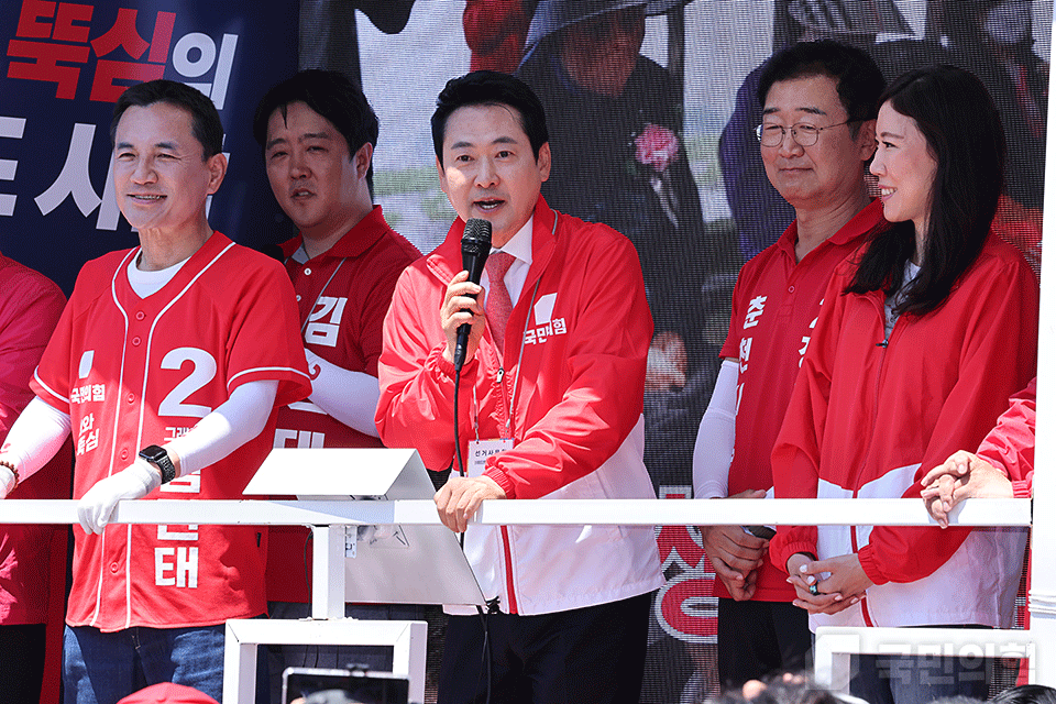 제목 노출 영역입니다 이미지