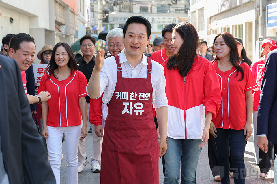 제목 노출 영역입니다 이미지