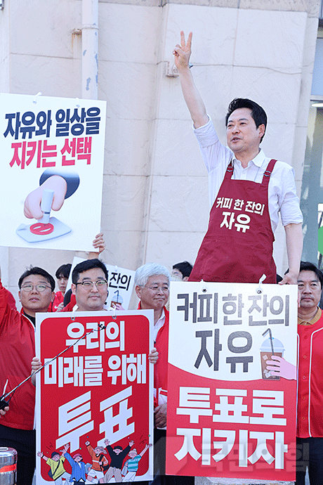 제목 노출 영역입니다 이미지