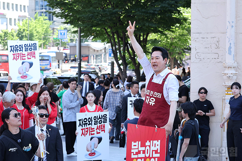 제목 노출 영역입니다 이미지