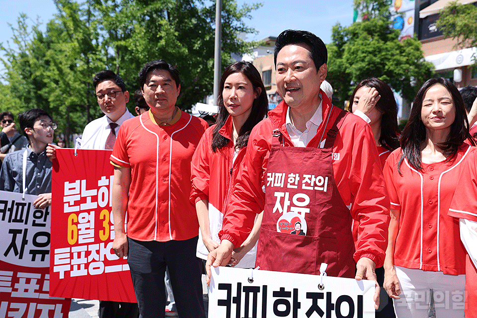 제목 노출 영역입니다 이미지