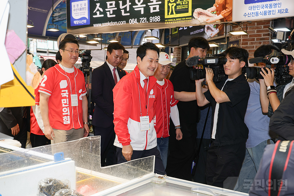 제목 노출 영역입니다 이미지