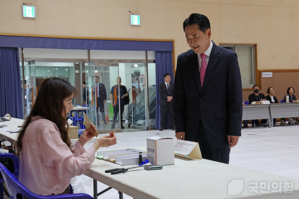 제목 노출 영역입니다 이미지