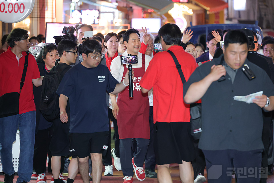 제목 노출 영역입니다 이미지