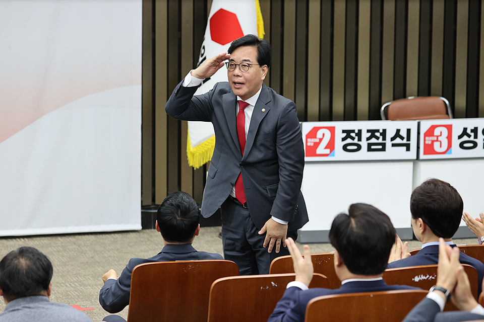 제목 노출 영역입니다 이미지