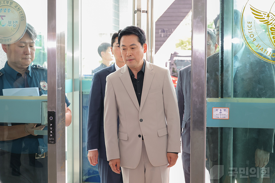 제목 노출 영역입니다 이미지